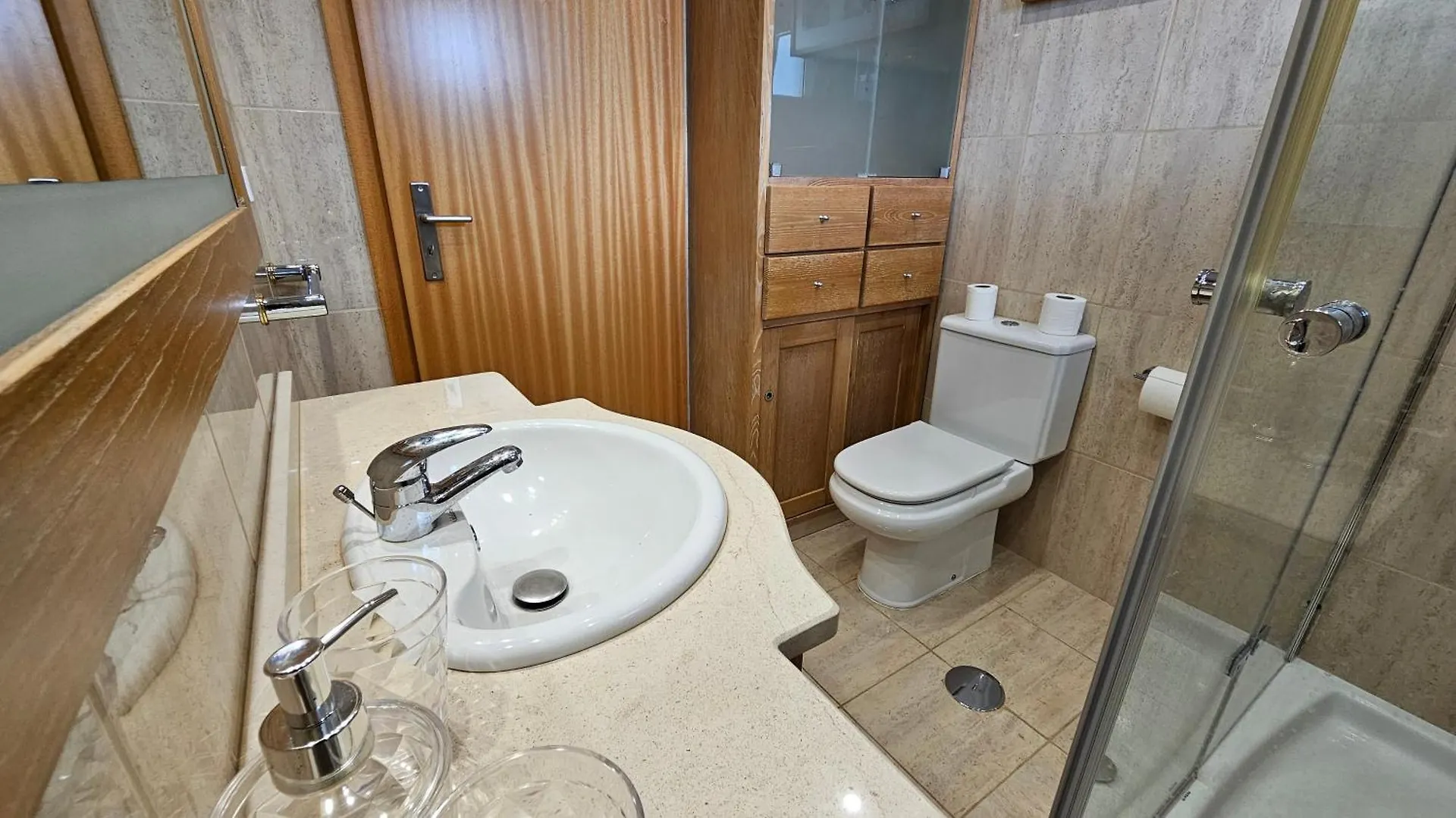 Garajau Paradise Apartment カニコ
